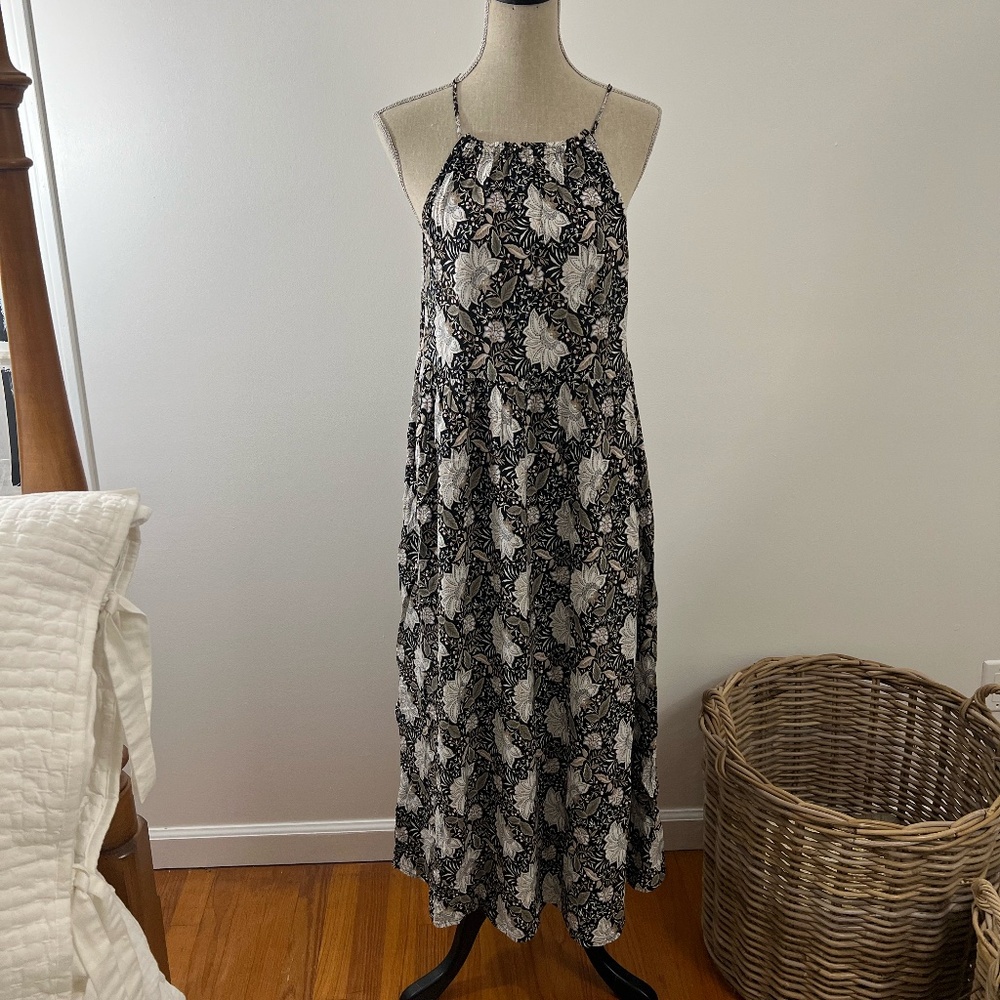 Old Navy Floral Print Maxi Sun Dress Black White Size Small
